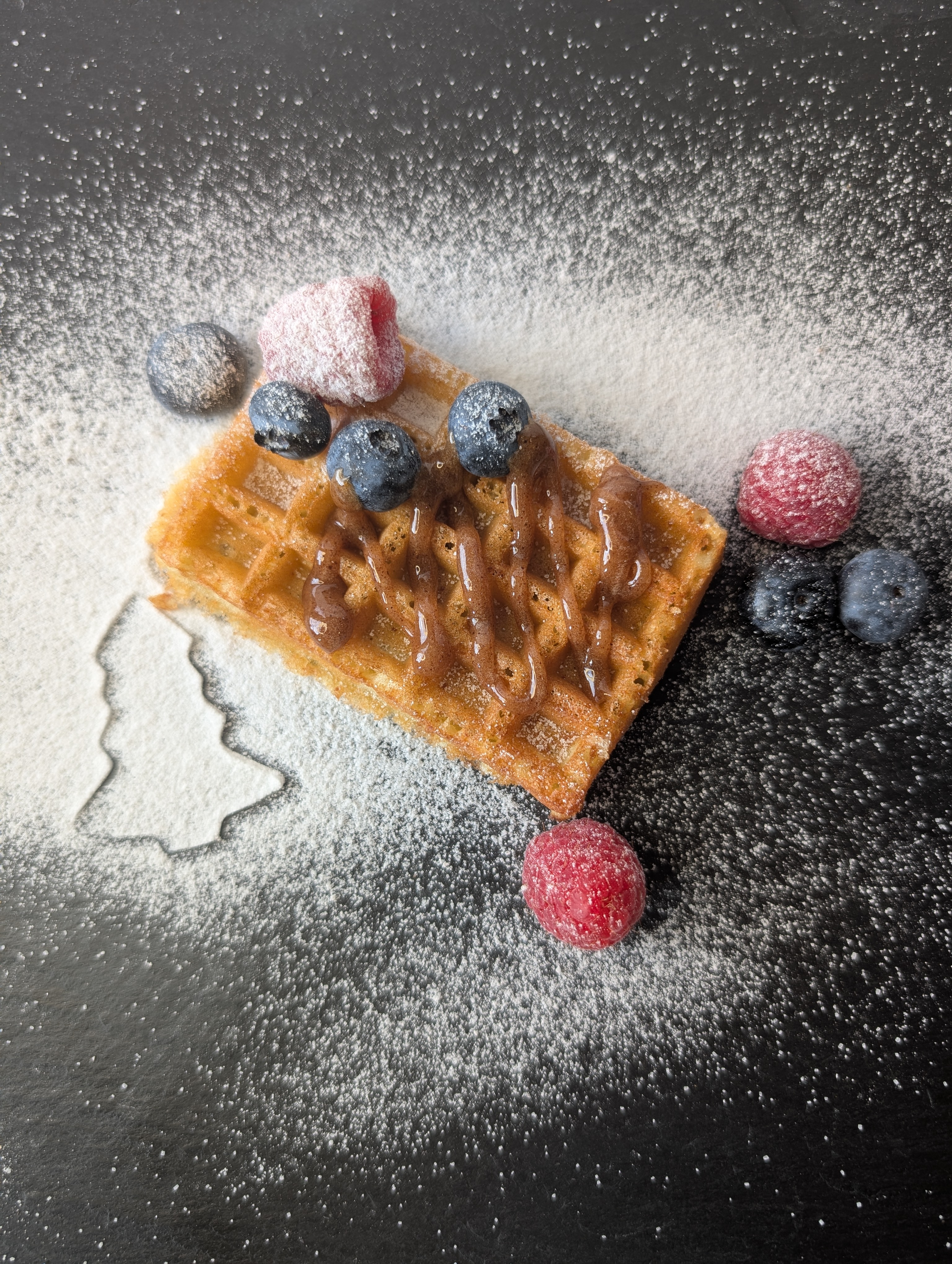 Spekulatius im Honig beesqueeze regionaler Honig direkt vom Imker Imkerhonig Honigmischung Weihnachtshonig Weihnachtsedtion im praktischen Quetschbeutel Foto